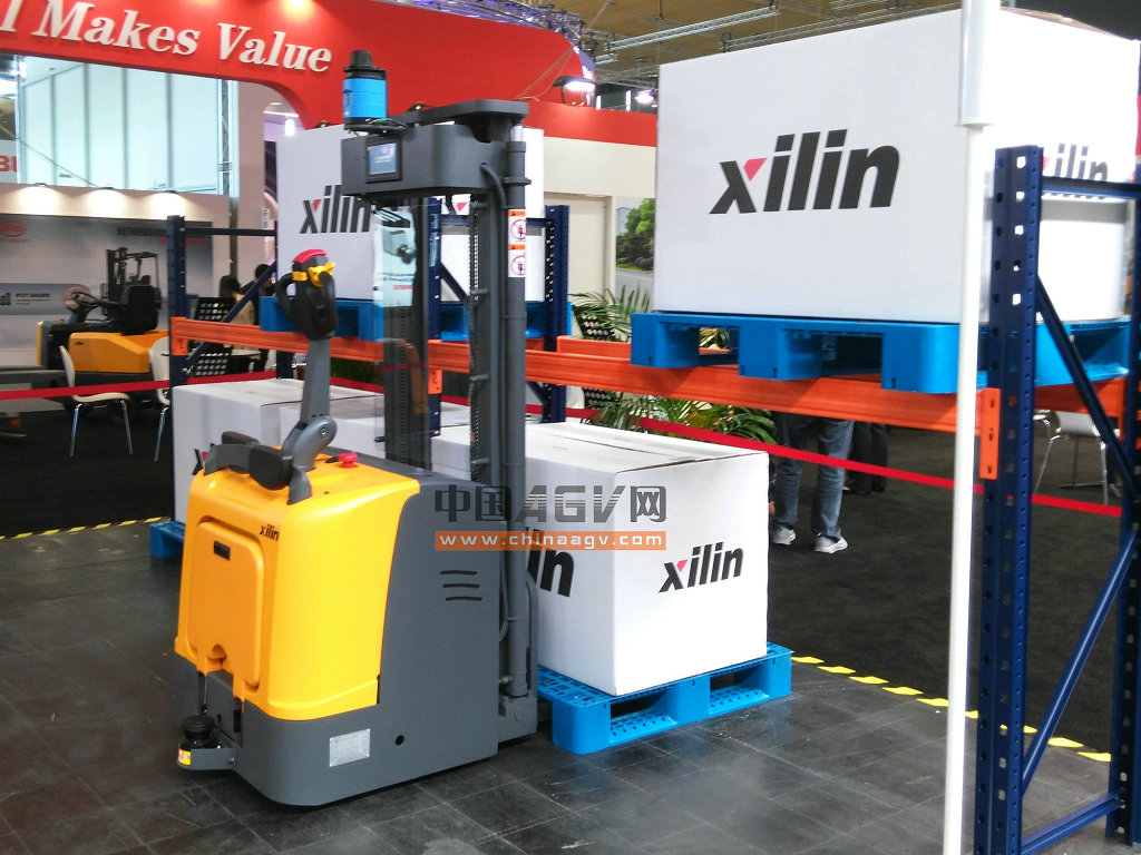 如意電動堆高車AGV
