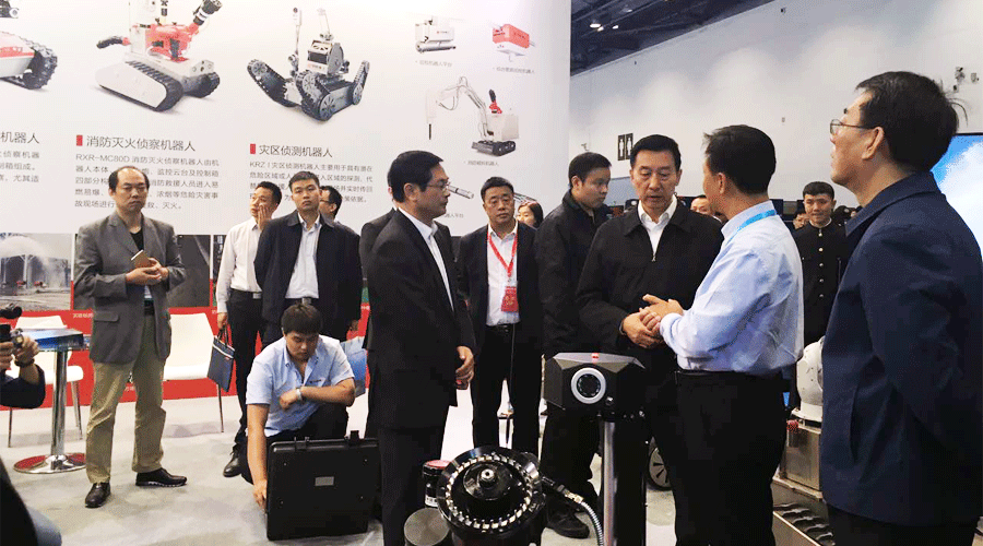 國務(wù)委員王勇肯定開誠智能特種機(jī)器人全國領(lǐng)先地位，稱贊智能化程度高