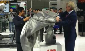 協(xié)作、至簡和數(shù)字化 ——ABB機器人筑就通向“未來工廠”之路