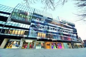 阿迪達(dá)斯集團(tuán)（Adidas）與科納普強(qiáng)強(qiáng)聯(lián)合打造全新德國(guó)北部配送中心