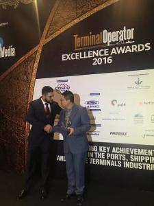 ZPMC被國外《港口運(yùn)營者》雜志評(píng)為“最佳自動(dòng)化碼頭供應(yīng)商”