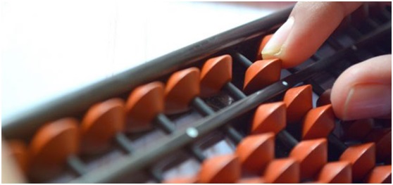 歐鎧AGV：倉(cāng)儲(chǔ)物流運(yùn)輸好幫手