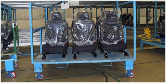 歐鎧AGV小車(chē)與傳統(tǒng)物料臺(tái)車(chē)大比拼