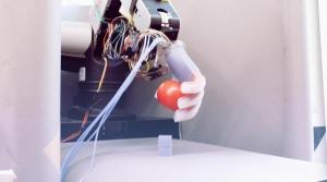 為什么讓機(jī)器人抓取個(gè)物品那么難？