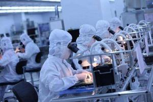 機(jī)器人飛漲70％， 倉儲(chǔ)機(jī)器人運(yùn)輸效率提升50%！