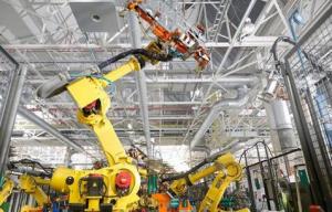 機(jī)器人（AGV）與人分工協(xié)作，發(fā)揮各自優(yōu)勢(shì)，取長(zhǎng)補(bǔ)短！