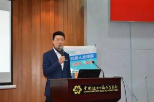 觀點 | 機器人智能物流的技術進階如何助力供應鏈升級？