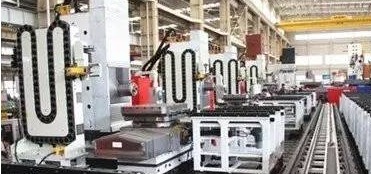 一個德國AGV+RFID全自動無人工廠