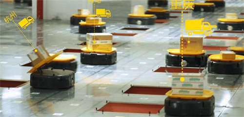 最溫柔快遞小哥上線，“小橙人”大尺度搶走工作機(jī)會(huì)