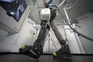 豐田推出輔助機(jī)器人 欲助下肢癱瘓者再次行走