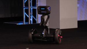 Segway推出投遞機(jī)器人 快遞行業(yè)革命指日可待