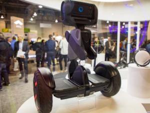 快遞員危機(jī) 英特爾發(fā)自主配送機(jī)器人