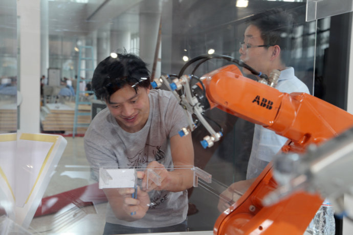 ABB為菜鳥網(wǎng)絡(luò)提供機器人智能分揀方案？