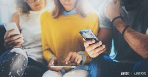 人類的創(chuàng)造力如何在人工智能中發(fā)揮作用？