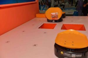 【聚焦】申通、EMS、百世、京東機(jī)器人齊亮相，各有哪些神技能？