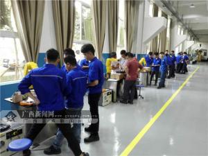 柳職院“FANUC工業(yè)機(jī)器人培訓(xùn)提升班”開班
