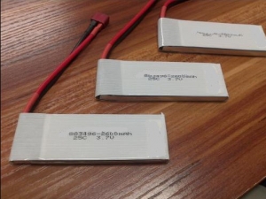 奧優(yōu)基 25C放電 高倍率鋰電池