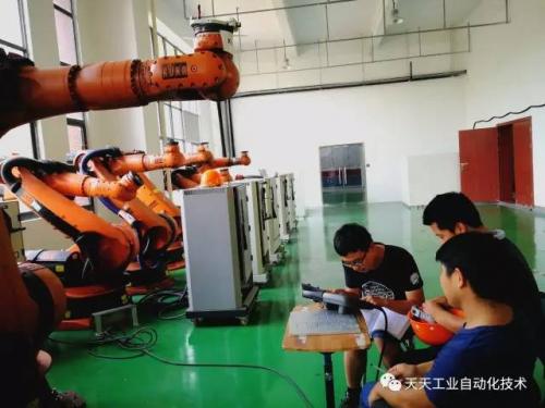 8月19日KUKA工業(yè)機(jī)器人免費培訓(xùn)課程報名中！