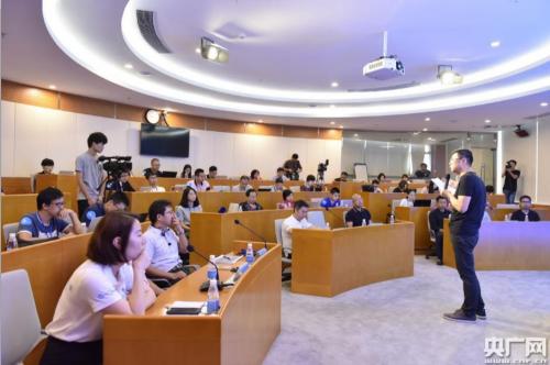 探秘美的全球創(chuàng)新中心 多個(gè)“黑科技”產(chǎn)品首度亮相