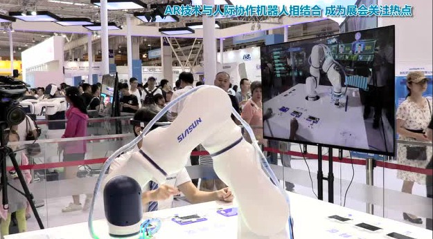 新松：厲害了，WORD機器人