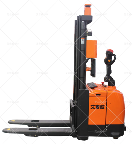 優(yōu)于傳統(tǒng)agv，無(wú)軌agv是以后發(fā)展趨勢(shì)