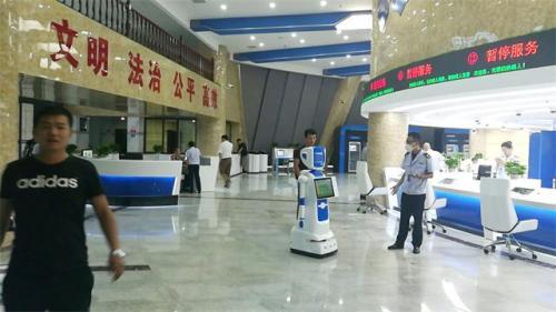 智能服務(wù)機(jī)器人市場(chǎng)大火 智能服務(wù)機(jī)器人哪家好？