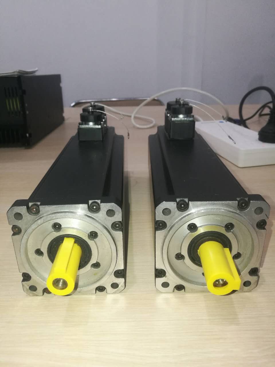 同毅TLSM系列低壓伺服電機