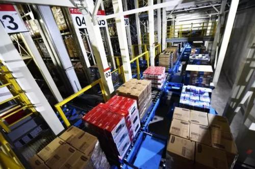 京東智能設(shè)備全景式曝光，智慧物流全面迎戰(zhàn)雙11！