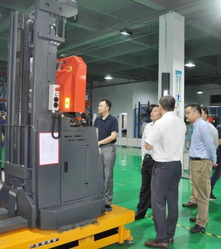 滁州市領(lǐng)導(dǎo)蒞臨木牛流馬考察指導(dǎo)