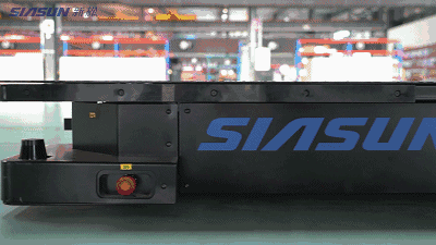 CeMAT展，新松揭開國內(nèi)首臺(tái)舞臺(tái)機(jī)器人的神秘面紗