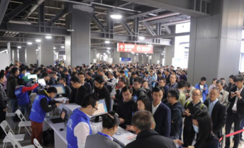 移動AGV市場火爆，海康、國自、Standard robots 、GEEK+四強格局凸顯