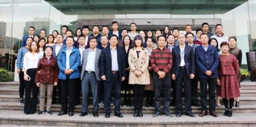 國(guó)自機(jī)器人再次當(dāng)選杭州市機(jī)器人協(xié)會(huì)理事長(zhǎng)單位