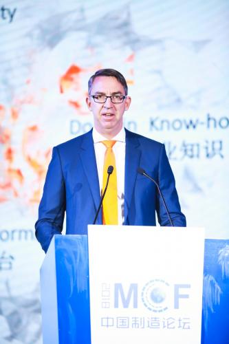 KUKA 集團(tuán)首席執(zhí)行官 Till Reuter：引領(lǐng)科技創(chuàng)新