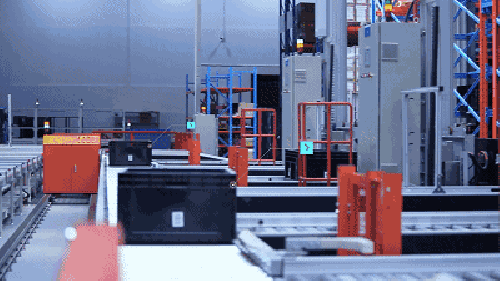 再牛的智能工廠都離不開AGV機器人