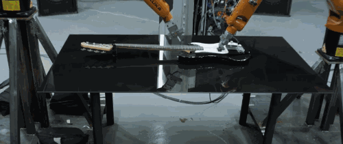 音樂發(fā)燒友 —— KUKA 機(jī)器人