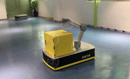 AGV+機(jī)械手復(fù)合機(jī)器人前景廣闊