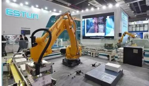 國產(chǎn)機器人的雄心壯志：頻繁并購國外企業(yè)