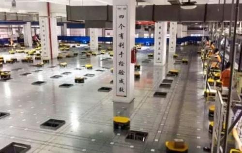 高能預(yù)警，神奇機(jī)器人“入侵”多家快遞公司！