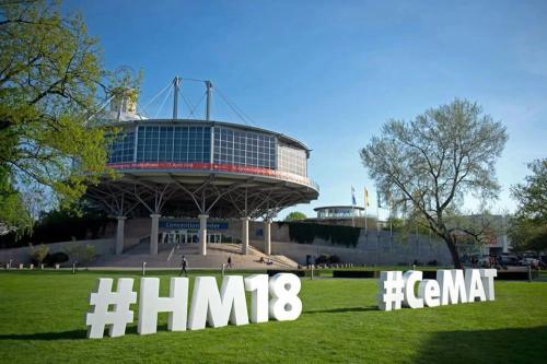 剛剛，鐳神智能亮相2018德國漢諾威CeMAT