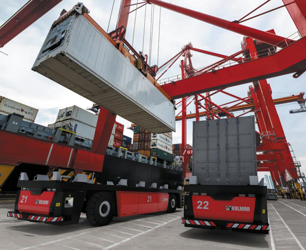 卡爾瑪發(fā)布基于成熟自動(dòng)化平臺(tái)打造的新型高效節(jié)能FastCharge?AGV