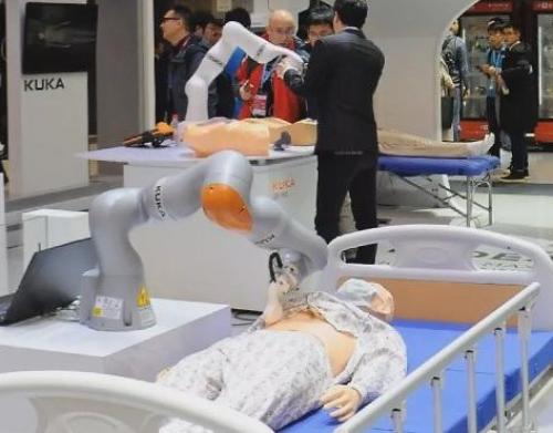 全球機(jī)器人市場變革加速 日媒憂中企先于日企獲得高端技術(shù)
