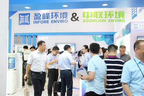 火爆！全球首款環(huán)衛(wèi)智慧機(jī)器人驚艷亮相CIEPEC2018