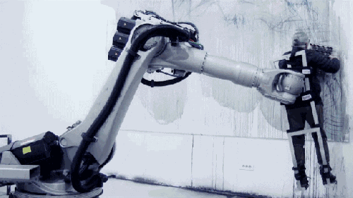 去年出貨的工業(yè)機器人，超過1/3都跑來了中國