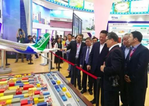 高仙機(jī)器人代表張江亮相大連國(guó)際工博會(huì)