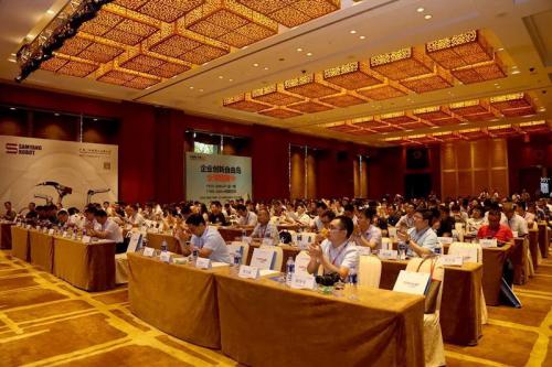 艾吉威榮獲2018十佳機(jī)器人集成商