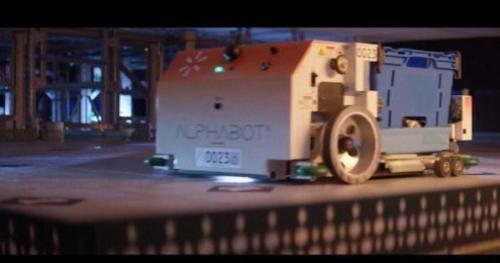 沃爾瑪采用倉儲(chǔ)機(jī)器人 可挑選和打包消費(fèi)者在線訂單