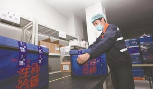 白手套、黑科技、即時(shí)配送，京東物流新玩法助你輕松剁手11.11