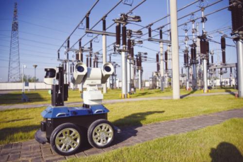 馬鞍山首個(gè)變電站智能巡檢機(jī)器人“上崗”　實(shí)現(xiàn)設(shè)備區(qū)域無死角監(jiān)控