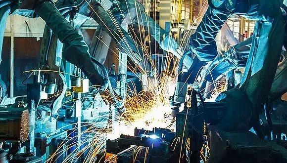 「分析」工業(yè)機器人公司的基因和服務型機器人公司的基因有何區(qū)別？