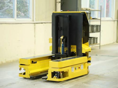 智能AGV“7*24小時(shí)”玩著工作！